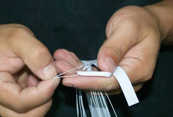 Dây vải "tơ cao su" trong mắt bão, có công dụng rộng rãi nào?